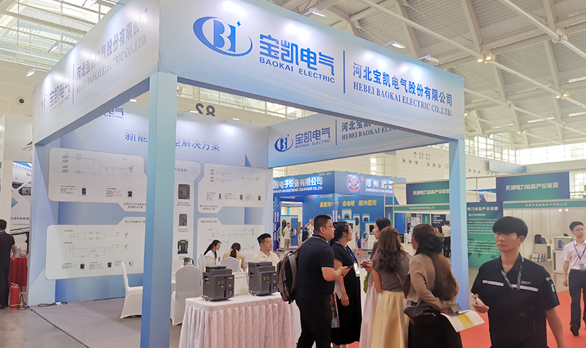 暴击行业天花板！jinnianhui今年会电气硬核技术亮相天津清洁能源展，引央视记者及能源产业巨头现场“挖宝”